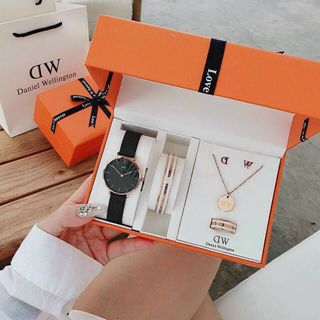 SET ĐỒNG HỒ KÈM DÂY CHUYỀN +NHẪN FULL BOX
