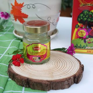 Tổ Yến Chưng Đường Phèn Với Nước Cốt Hạt Sen Tươi (H/70ml)