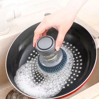 Cọ Chùi Xoong Nồi Có Bình Nhả Tự Động