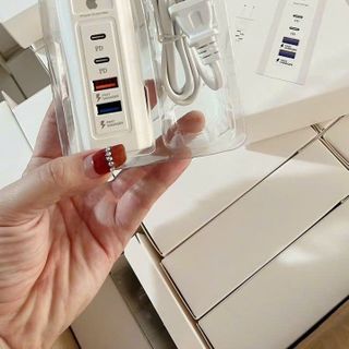 Ổ cắm sạc điện thoại ip tích hợp Sẵn 2 cổng sạc  PD + 2 cổng usb sạc nhanh - Bluetech