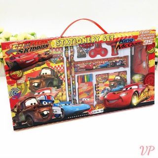 Hộp đồ dùng học tập