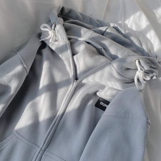 ÁO KHOÁC NỈ FORM RỘNG UNISEX MŨ 2 LỚP DÀY DẶN - CHỮ DUMBLE