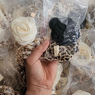 Phụ kiện quần áo