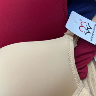 Áo ngực mút dày không gọng trơn