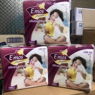 Khăn giấy Emos 30 gói / thùng (4.5KG)
