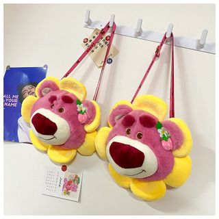 TÚI ĐÉO CHÉO GẤU DÂU HÌNH HOA HƯỚNG DƯƠNG LÔNG NHUNG MỀM MẠI WH293 - WINNIE HOUSE