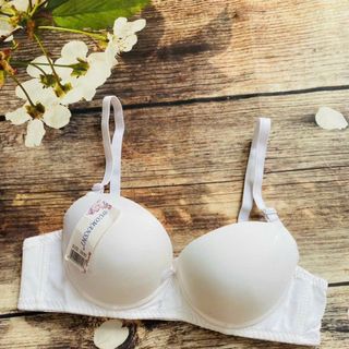 Áo ngực mút vừa có gọng