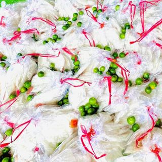 Bánh tráng xâu vò tuổi thơ 1 xâu 12bịch