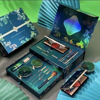 Sét 12 móm trang điểm