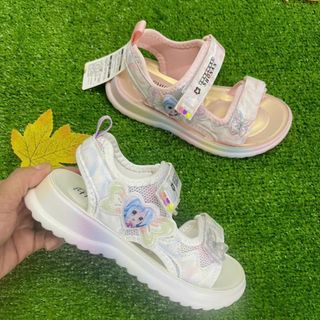 Sandan baby