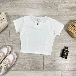 Croptop cổ v , mới nhất 2023 Thể Thao Siêu Đẹp Giá Sỉ,