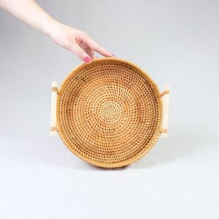 KHAY GUỘT MÂY TRÒN CÓ TAY NẮM