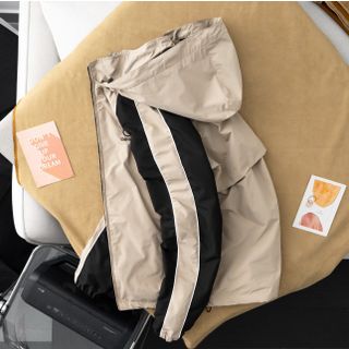 Áo khoác nam, áo khoác nam cao cấp, chất xịn, chống UV chính hãng  xịn xò. Lớp lưới bên trong Kèm khe thông Hơi giúp tăng khả năng thoáng khí, không lo bí nóng. Logo Thêu xịn nét. Full khoá kéo kèm Túi 2 bên + túi trong tiện dụng - size từ 55kg - 85kg