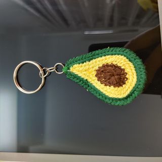Móc khóa len dệt kim