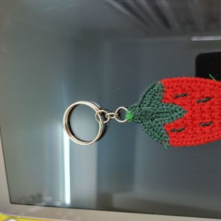 Móc khóa len dệt kim