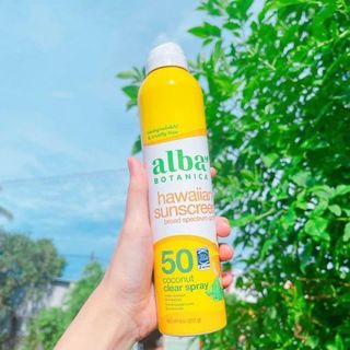 Xịt chống nắng Alba Botanica Hawaiian Sunscreen Spray SPF50 227g x 2 chai giá sỉ