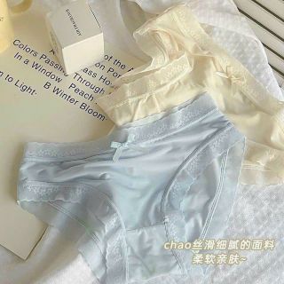 Quần lót lụa