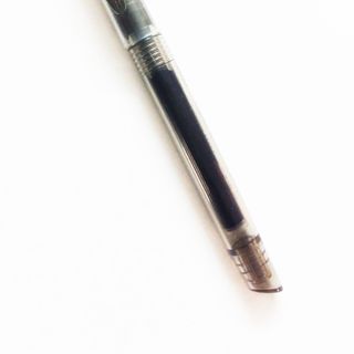 Bút nước Marvy 850