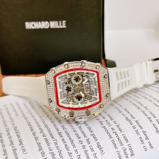 Đồng hồ nam 6kim mẫu lên tay rất sang chảnh nhé