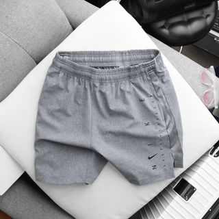 Quần đùi nam nik3 vải xi giãn 4c dày dặn, logo thêu
