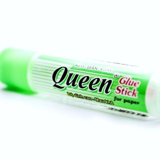 Keo dán Queen