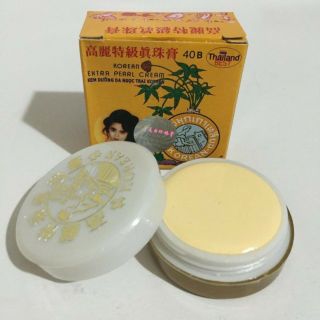 Kem sâm vàng Thái Lan - Kem Sâm Vàng Dưỡng Trắng Da Ngọc Trai Extra Pearl Cream Thái Lan