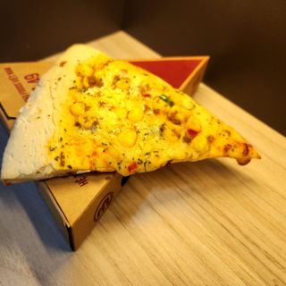 Dala Pizza Bò Bắp Mỹ Slice