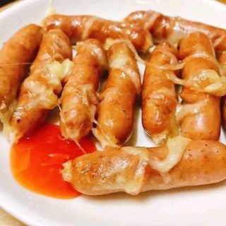 Xúc xích phô mai Steffi