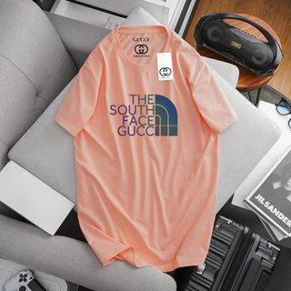 Áo thun cotton 4c nam, áo thun nam cao cấp, chất liệu cotton 4 chiều mịn mát, chạm vào mát tay. Bo rip đồng màu trên từng màu áo, phản quang nổi bật - size từ 55kg - 85kg