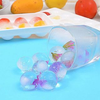 Khay đá hình quả cầu nhỏ
