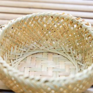BÁT TRE NHỎ