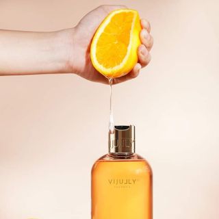𝐂𝐥𝐨𝐯𝐞 & 𝐀𝐦𝐛𝐞𝐫 Sữa tắm Hương nước hoa VIJULLY