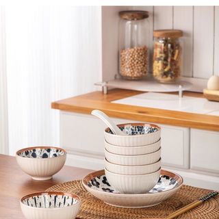 Hộp Quà Tặng Bộ Chén Dĩa Muỗng Đũa Gốm Sứ Hoạ Tiết Cùng Vẻ Đẹp Sang Trọng. ( In Logo theo Yêu Cầu 2trong1 )