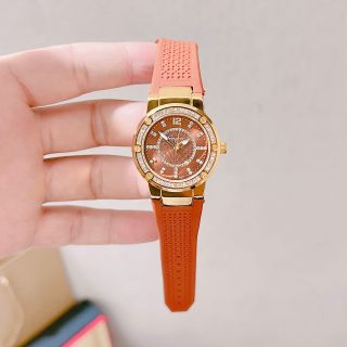 Đồng hồ da nữ viền đá ferrragomor mẫu mới