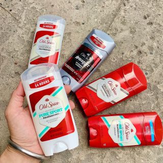 Lăn khử mùi OldSpice đủ mùi