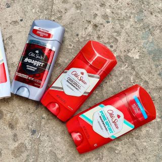 Lăn khử mùi OldSpice đủ mùi