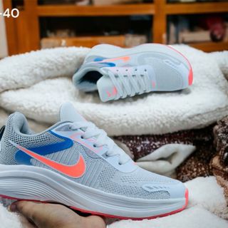 Giày Thể Thao 2303 Nam Nữ Siêu Nhẹ Ôm Êm