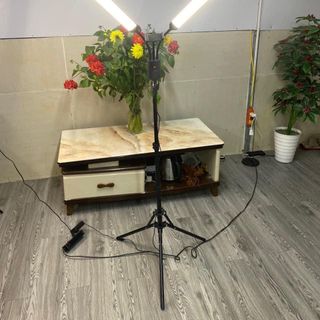 ĐÈN LIVESTREAM , SPA , PHUN XĂM , NAIL MI