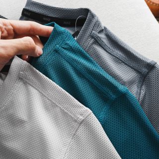 Áo nam vải thun lỗ kim 4c, logo thêu mới nhất 2023 Thể Thao Siêu Đẹp