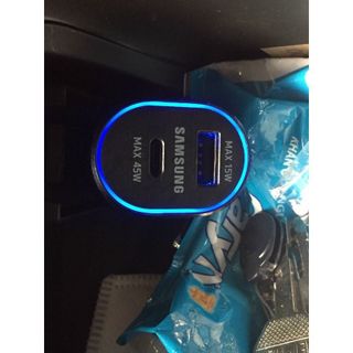Tẩu sạc 45W Samsung PD 2.0 Sạc đôi xe hơi (45W, 15W) EP-L5300XBEGWW.