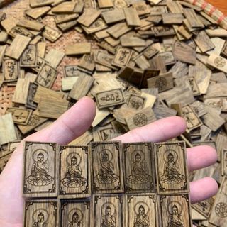 Miếng trầm bỏ ví giá rẻ