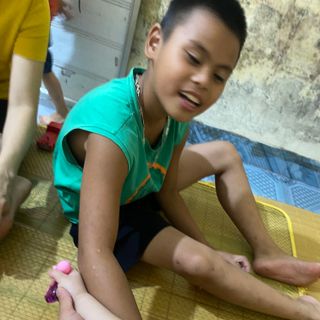 Hàng si  sỉ từ 50c  . Áo khoác len , áo len , lông cừu , len trẻ em ..v…v
