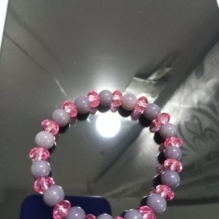 Chuỗi đeo tay đủ màu 12k mua nhiều 10k