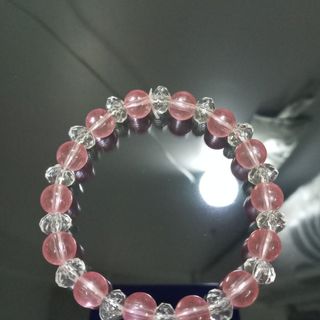 Chuỗi đeo tay đủ màu 12k mua nhiều 10k
