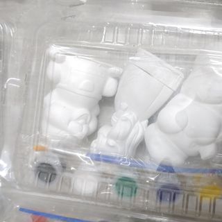 Tưong họp tuong thạch cao tô màu