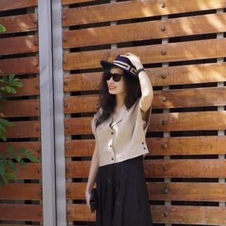SET QUẦN ỐNG RỘNG ÁO CỔ VEST -HUYỀN XMĐT