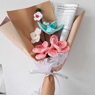 Bó hoa tulip được móc bằng sợi len, bó hoa len, bó hoa thủ công