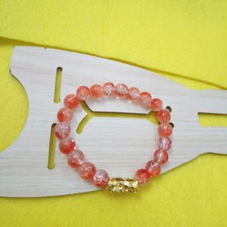 Chuỗi đeo tay phong thủy mix tỳ hưu. Chuỗi có hơn 40 màu sắc