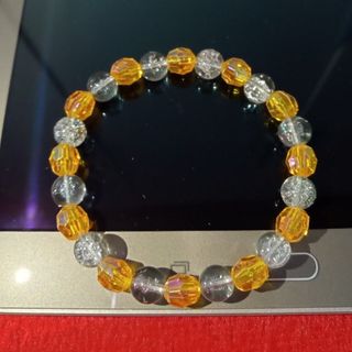 Chuỗi đeo tay mix đá tuyết