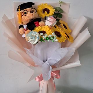 Bó hoa gấu tốt nghiệp, bó hoa hướng dương kèm gấu tốt nghiệp, quà tặng tốt nghiệp